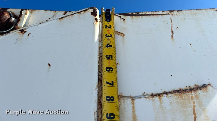 image for item DN0655 2001 International  2554 dump truck