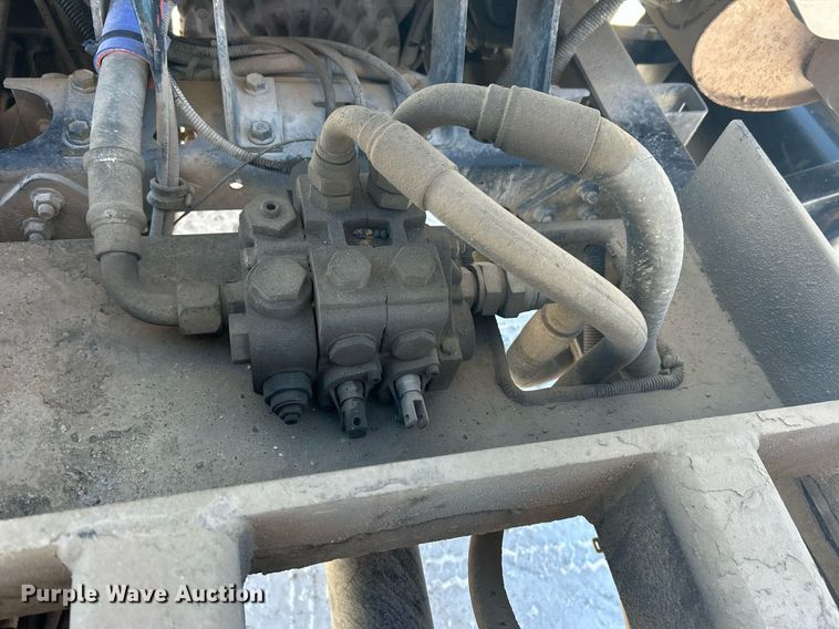 image for item DN0655 2001 International  2554 dump truck