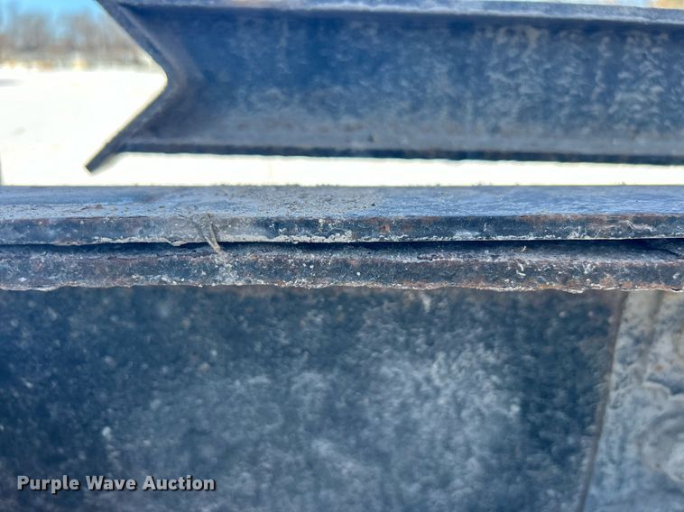 image for item DN0655 2001 International  2554 dump truck