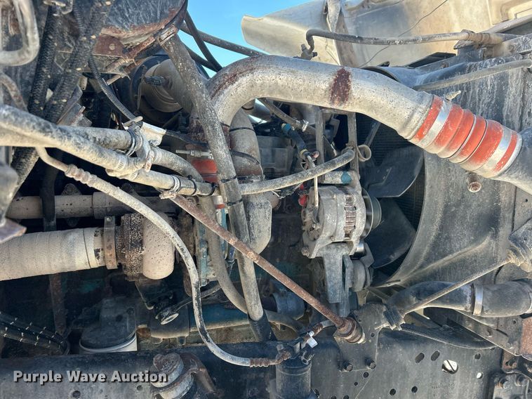 image for item DN0655 2001 International  2554 dump truck