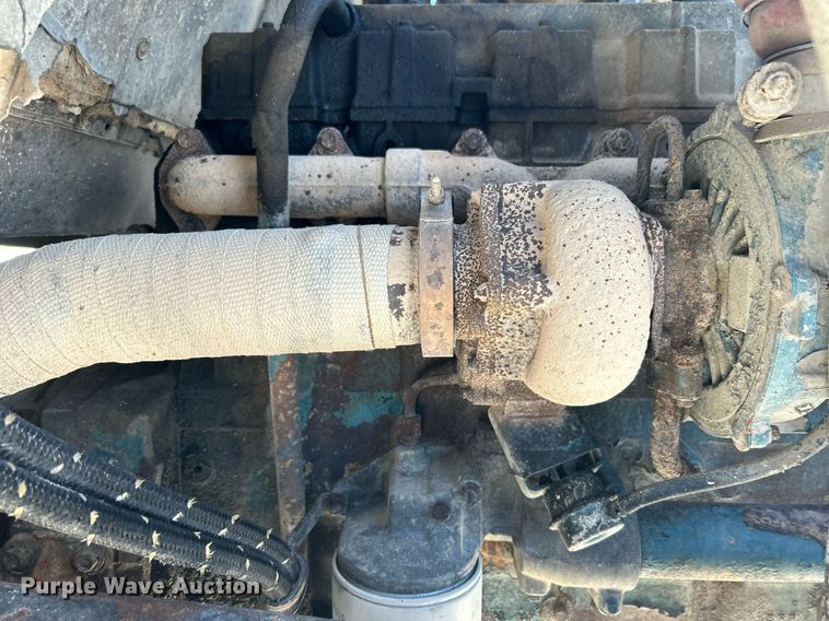 image for item DN0655 2001 International  2554 dump truck