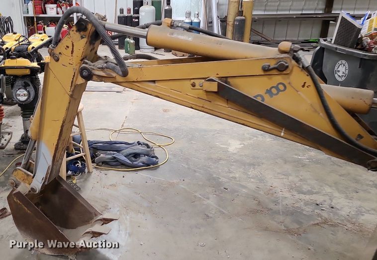 image for item DN8249 1996 Case 460 trencher