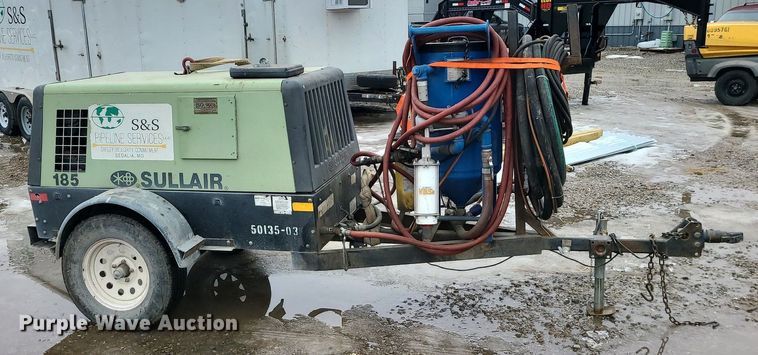 image for item DN8254 Sullair 185DPQ JD air compressor