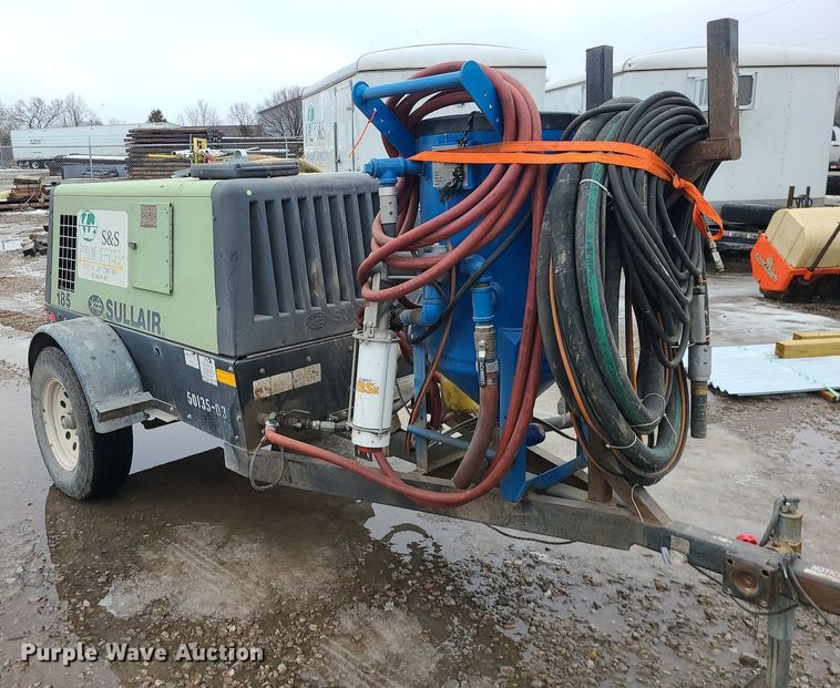 image for item DN8254 Sullair 185DPQ JD air compressor