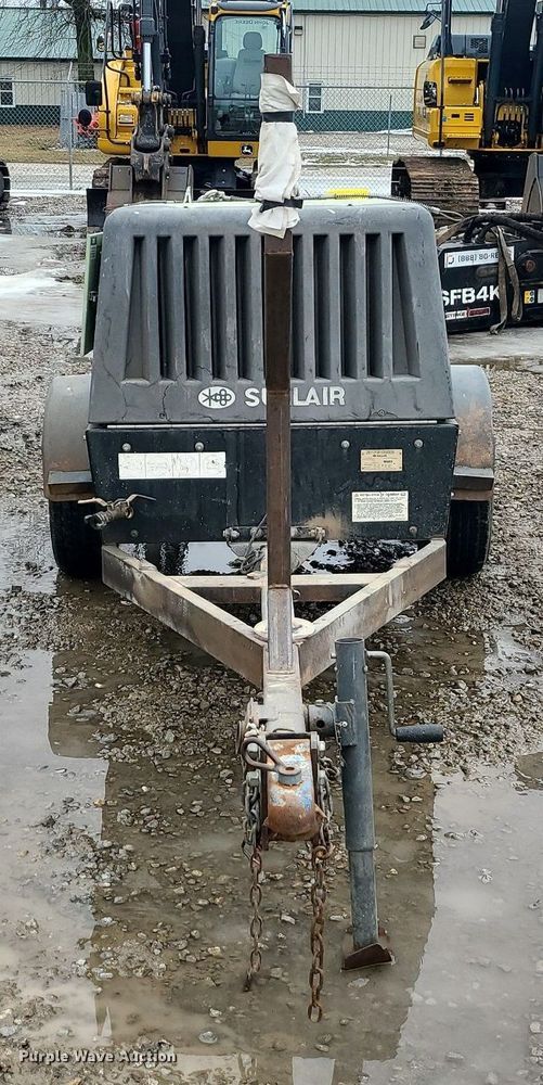 image for item DN8255 Sullair 185DPQ JD air compressor