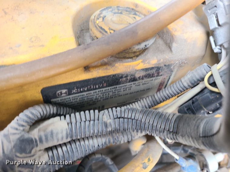 image for item DN8255 Sullair 185DPQ JD air compressor