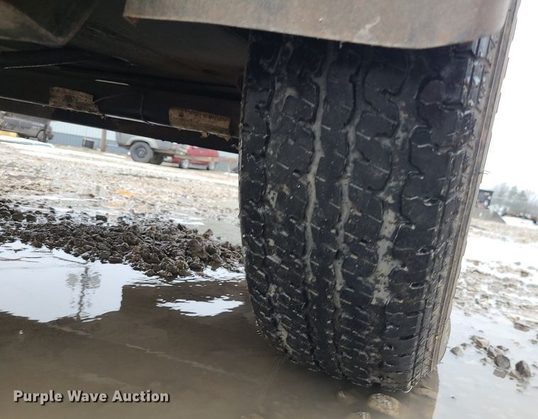 image for item DN8255 Sullair 185DPQ JD air compressor