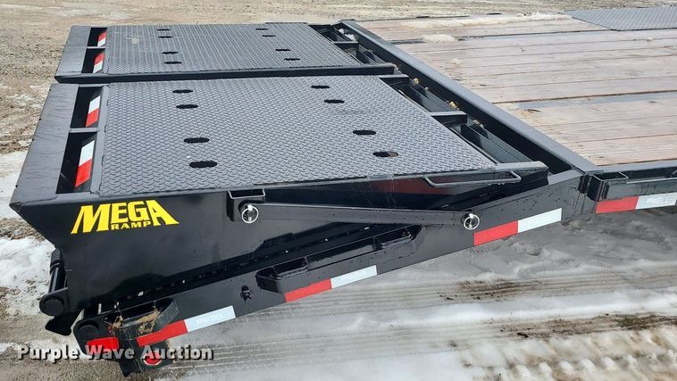 image for item DN8263 2023 Big Tex 22GN-35BK+5MR equipment trailer