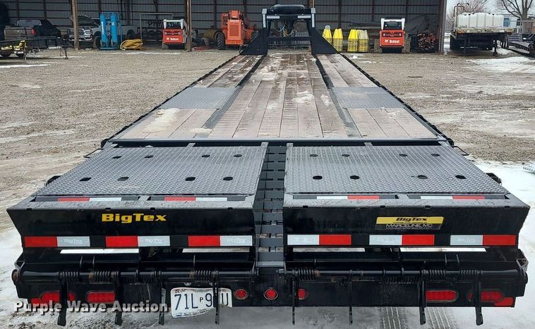 image for item DN8263 2023 Big Tex 22GN-35BK+5MR equipment trailer
