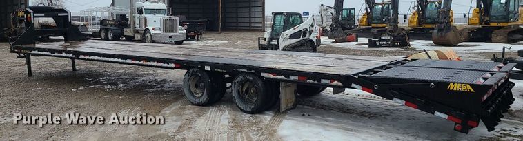 image for item DN8263 2023 Big Tex 22GN-35BK+5MR equipment trailer