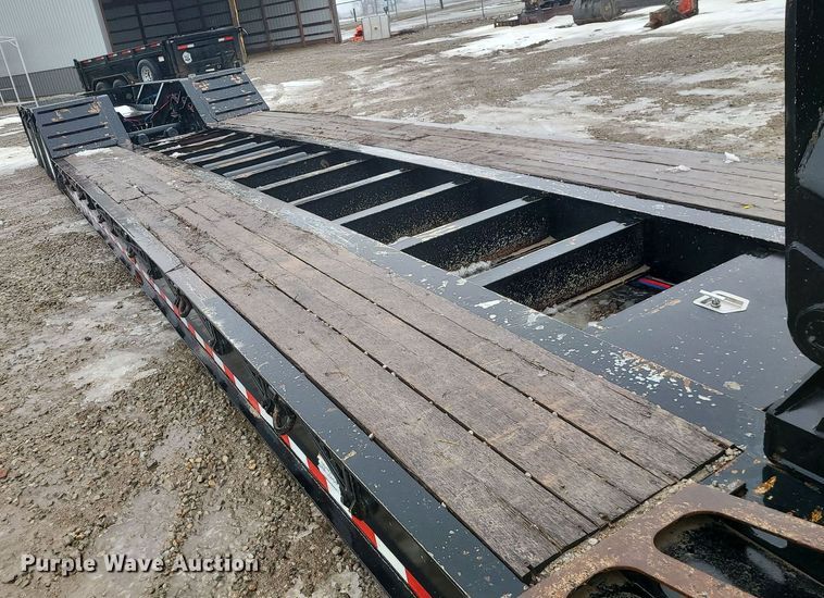 image for item DN8270 2021 Kaufman lowboy equipment trailer