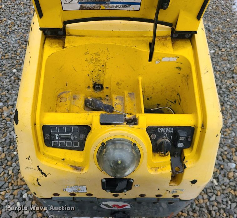 image for item DN8285 Wacker Nueson double drum vibratory roller