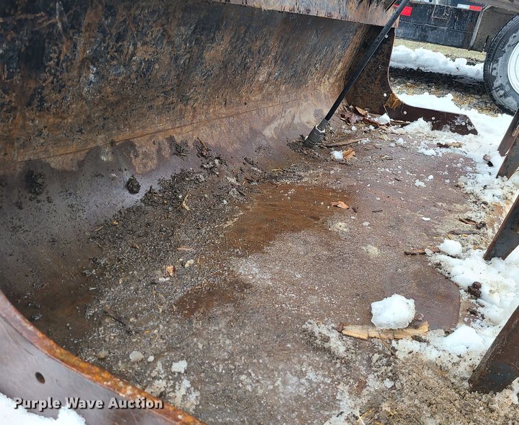 image for item DN8288 Arrow skid steer grapple bucket