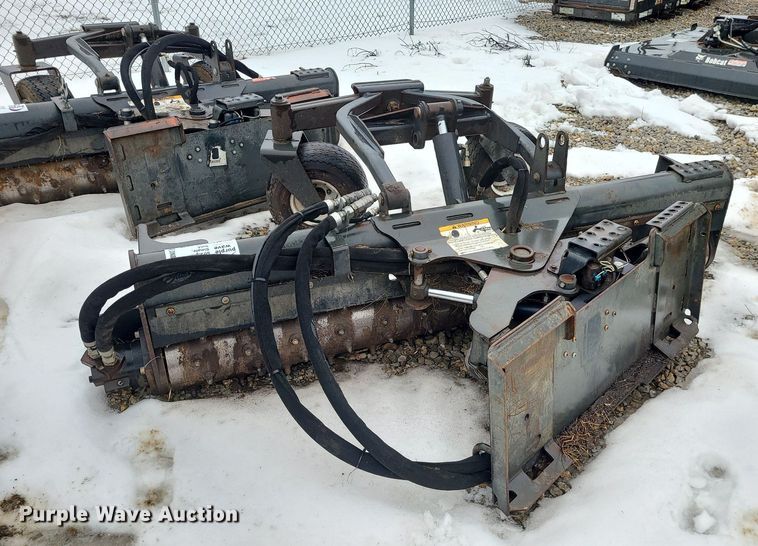 image for item DN8289 2018 Bobcat 84SCH skid steer soil conditioner