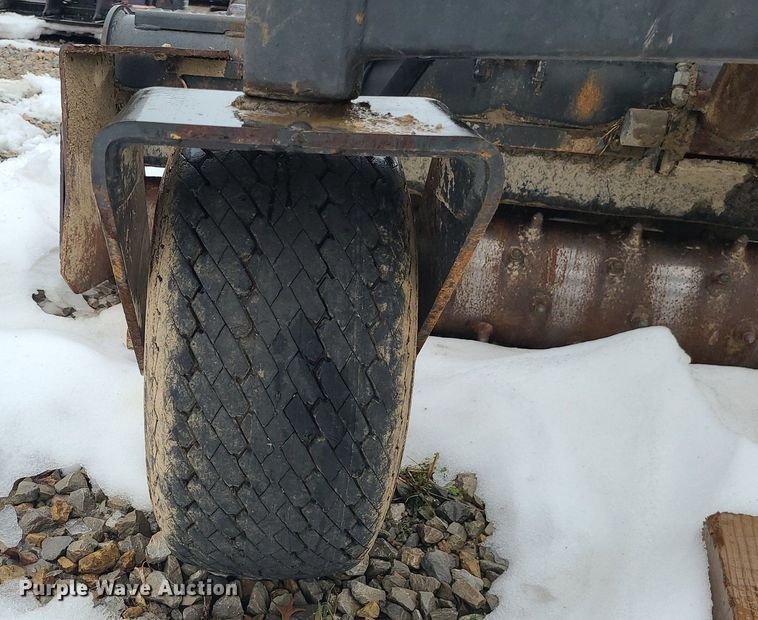 image for item DN8292 2019 Bobcat 72SCH skid steer soil conditioner