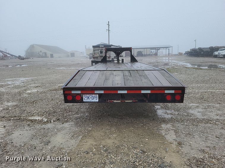 image for item DO4808 1994 Econoline  CG325DE equipment trailer