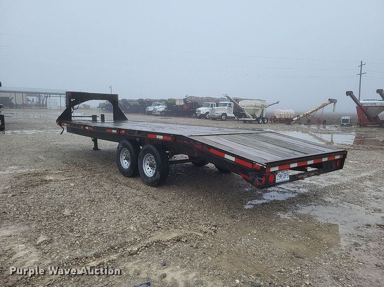 image for item DO4808 1994 Econoline  CG325DE equipment trailer