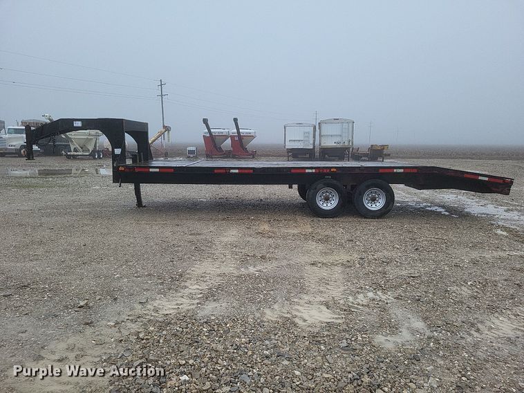 image for item DO4808 1994 Econoline  CG325DE equipment trailer
