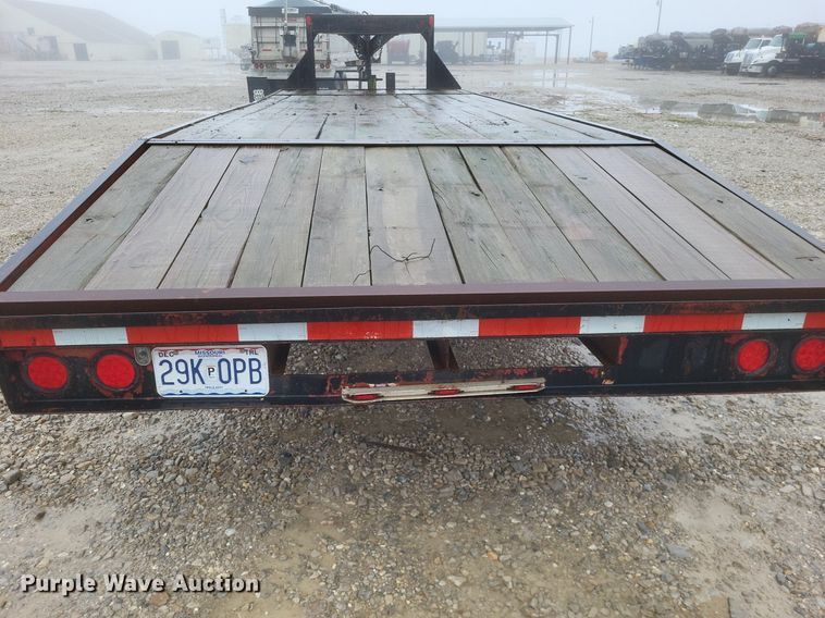 image for item DO4808 1994 Econoline  CG325DE equipment trailer