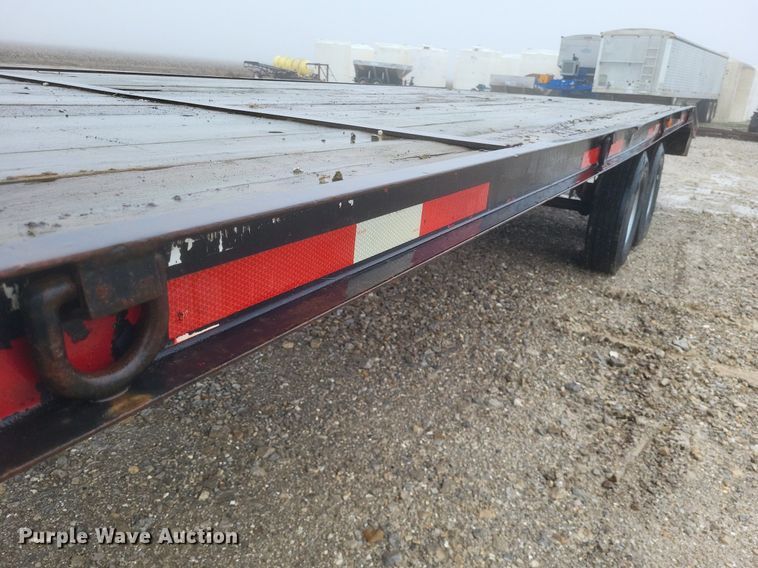 image for item DO4808 1994 Econoline  CG325DE equipment trailer