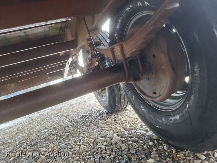 image for item DO4808 1994 Econoline  CG325DE equipment trailer