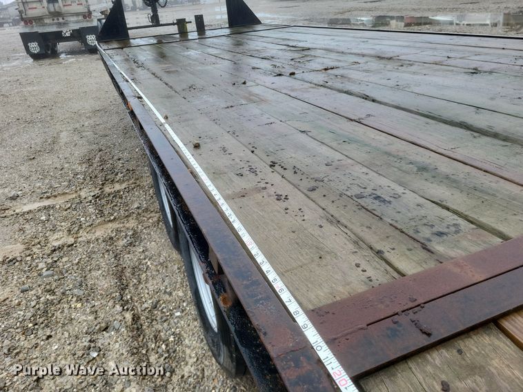 image for item DO4808 1994 Econoline  CG325DE equipment trailer