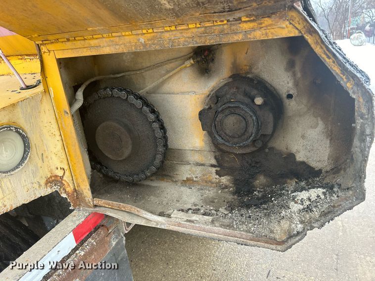 image for item DQ1084 1991 Mack RD690S live-bottom truck