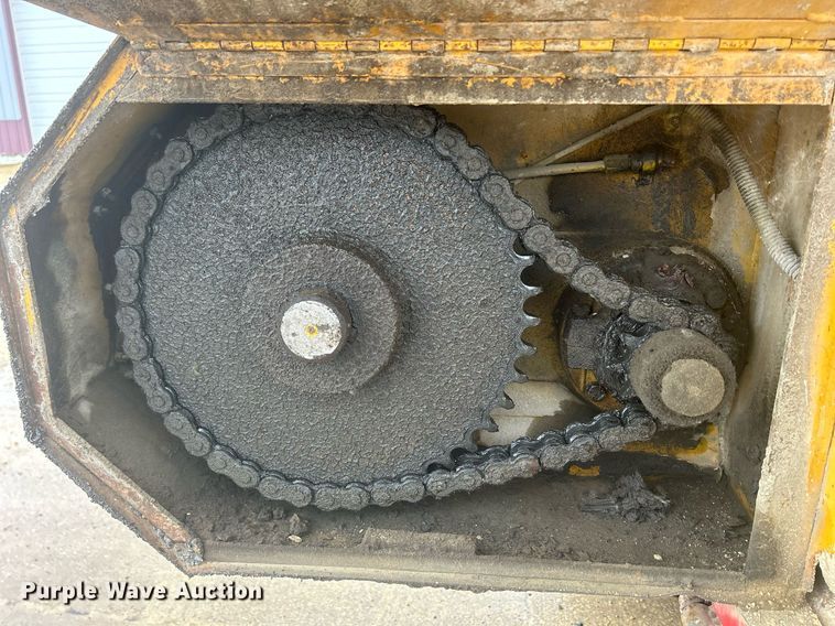 image for item DQ1084 1991 Mack RD690S live-bottom truck