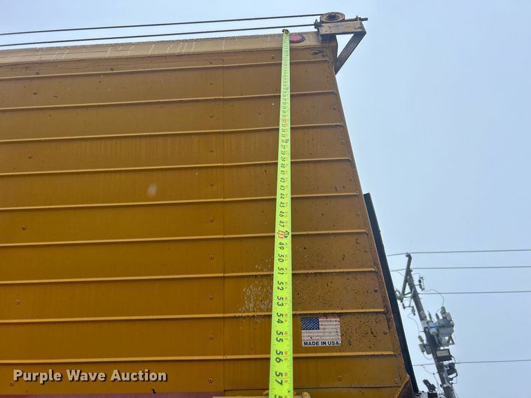 image for item DQ1084 1991 Mack RD690S live-bottom truck