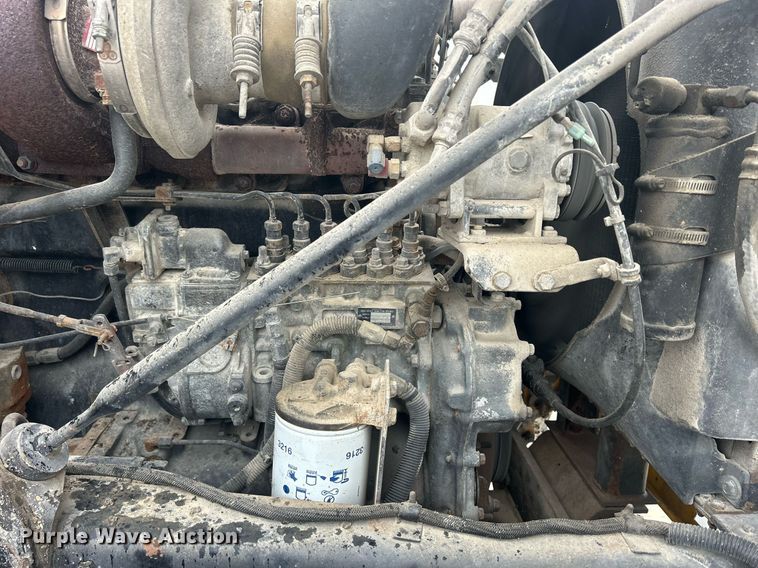 image for item DQ1084 1991 Mack RD690S live-bottom truck