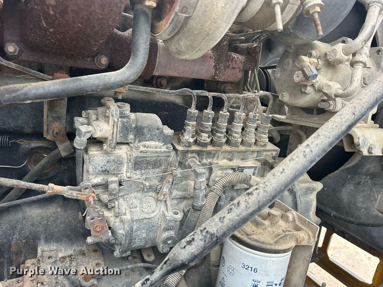 image for item DQ1084 1991 Mack RD690S live-bottom truck