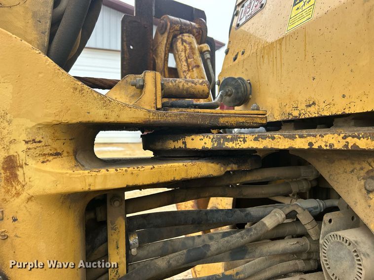 image for item DQ1085 1990 Caterpillar 416 backhoe
