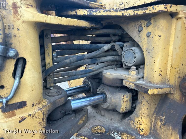 image for item DQ1085 1990 Caterpillar 416 backhoe