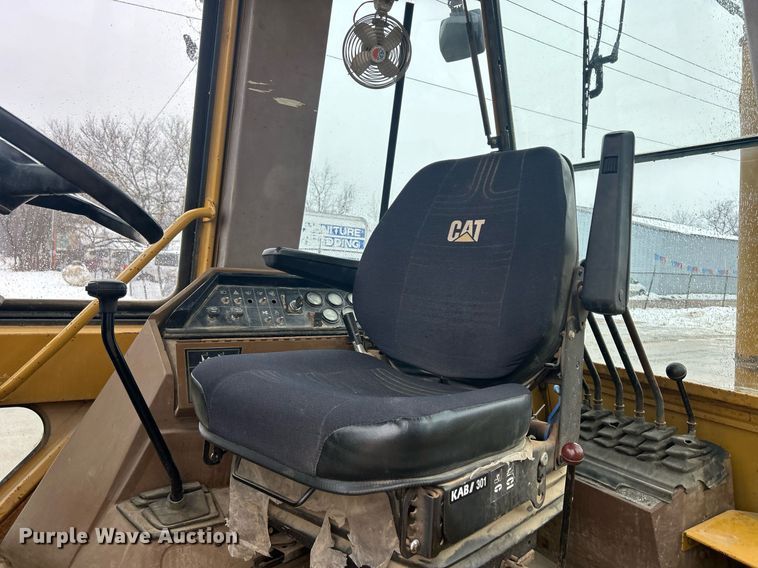 image for item DQ1085 1990 Caterpillar 416 backhoe