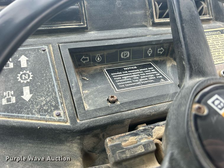 image for item DQ1085 1990 Caterpillar 416 backhoe