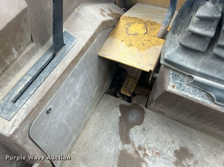 image for item DQ1085 1990 Caterpillar 416 backhoe