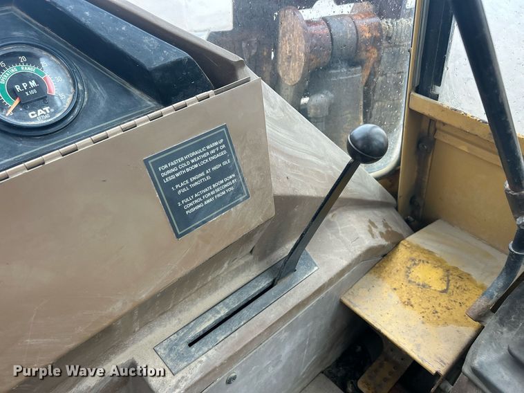 image for item DQ1085 1990 Caterpillar 416 backhoe