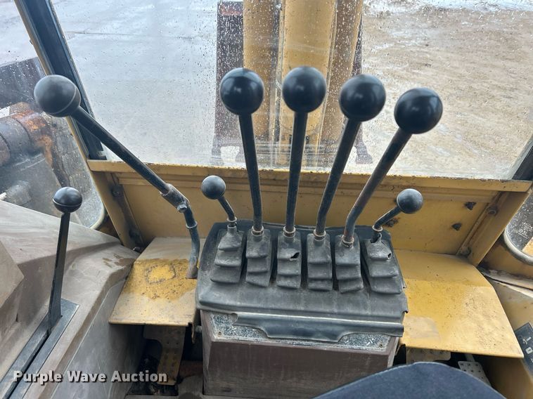 image for item DQ1085 1990 Caterpillar 416 backhoe