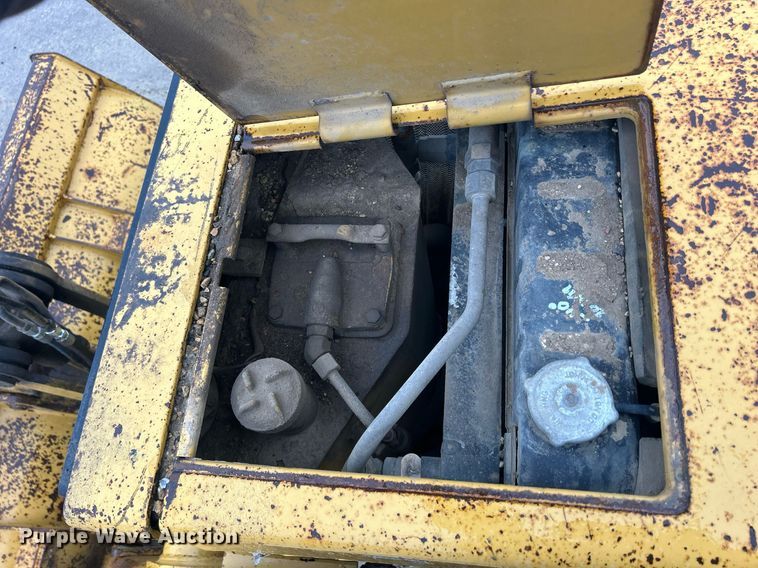 image for item DQ1085 1990 Caterpillar 416 backhoe