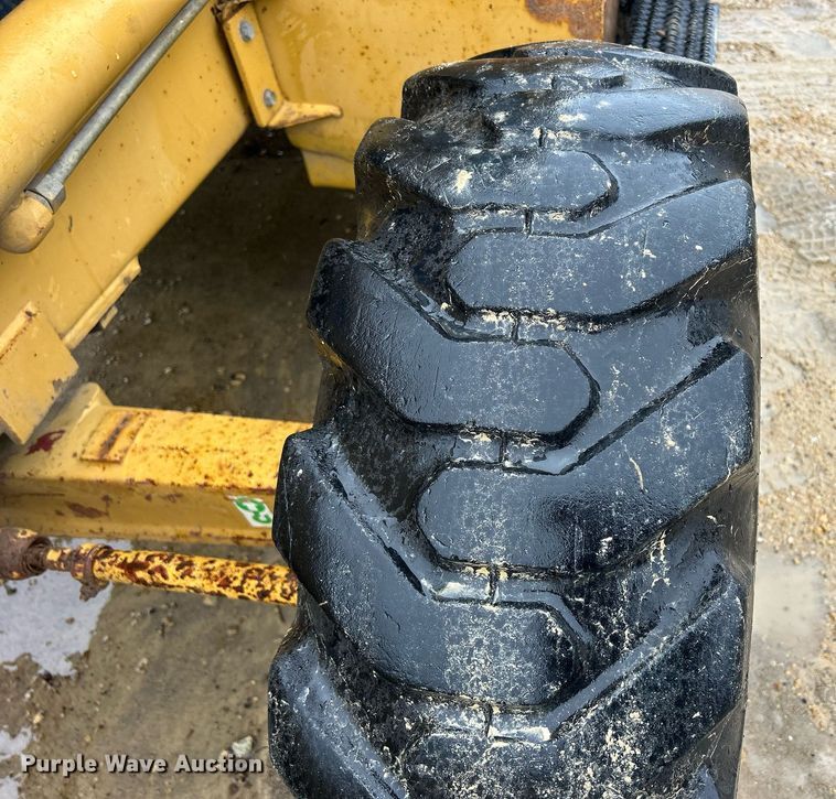 image for item DQ1085 1990 Caterpillar 416 backhoe