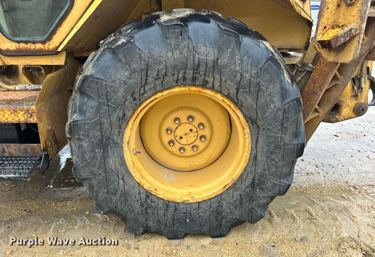 image for item DQ1085 1990 Caterpillar 416 backhoe