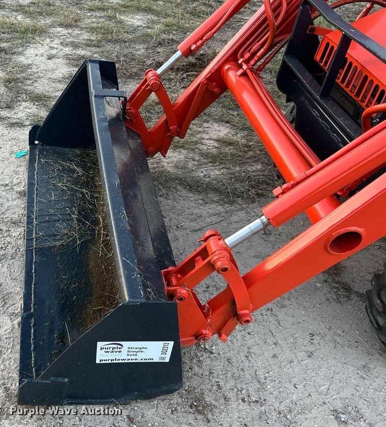 image for item DQ2313 Kubota B21 tractor