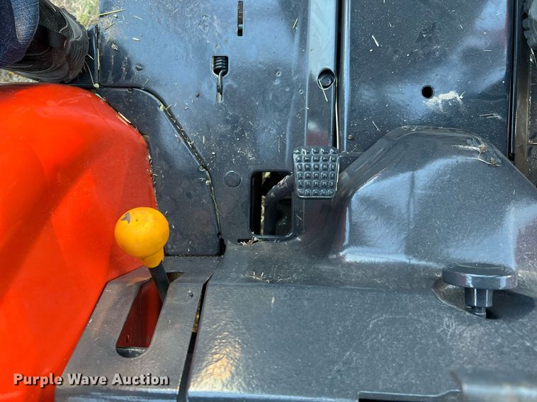 image for item DQ2313 Kubota B21 tractor