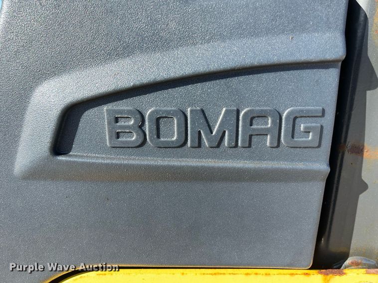 image for item DQ2349 2018 Bomag BW 120 SL-5 double drum vibratory roller