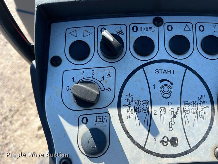 image for item DQ2349 2018 Bomag BW 120 SL-5 double drum vibratory roller