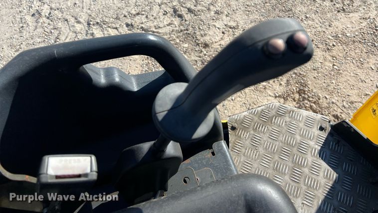 image for item DQ2349 2018 Bomag BW 120 SL-5 double drum vibratory roller