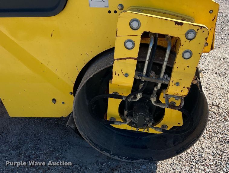 image for item DQ2349 2018 Bomag BW 120 SL-5 double drum vibratory roller