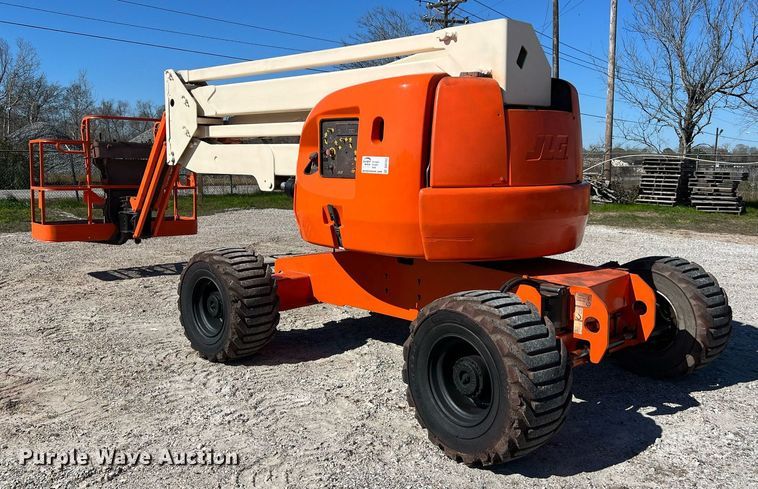 image for item DQ2352 2014 JLG 450AJ boom lift