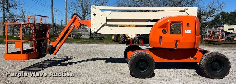 image for item DQ2352 2014 JLG 450AJ boom lift