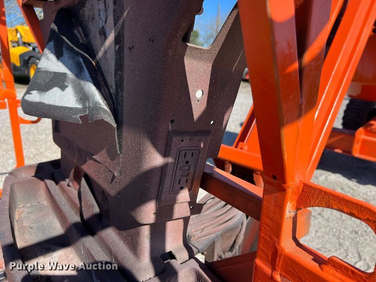 image for item DQ2352 2014 JLG 450AJ boom lift